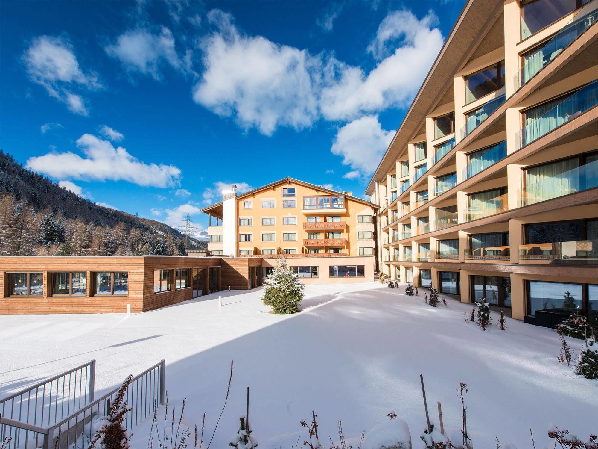 Hotel Palue ปอนเตรสซีนา ภายนอก รูปภาพ